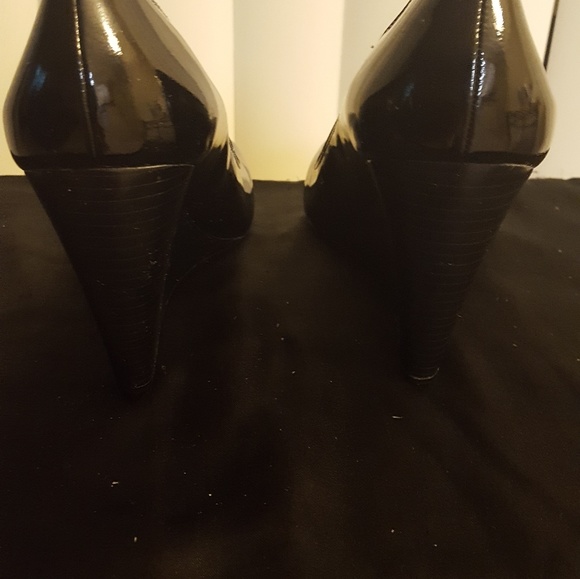 COACH: Black Patient Leather Wedge Heel Shoes - Picture 3 of 6